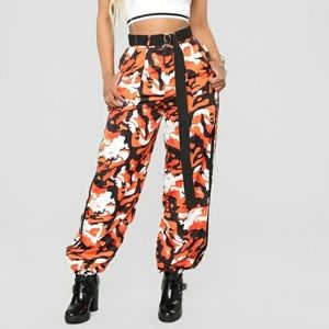 Fashion Nova Orange Camo Pants(WITH BLACK BELT!!!)